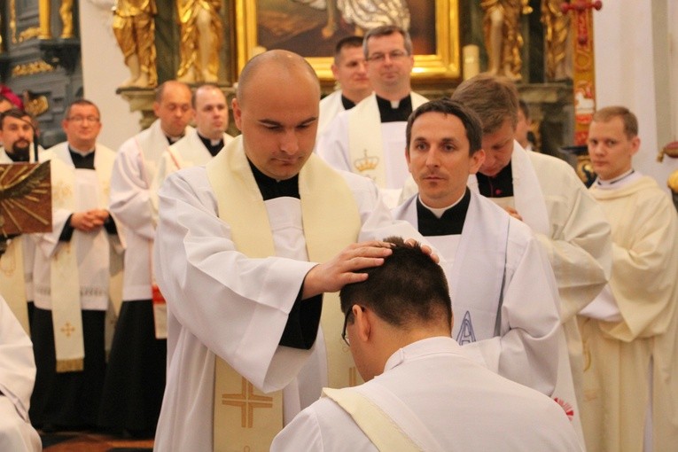 Święcenia kapłańskie w Łowiczu