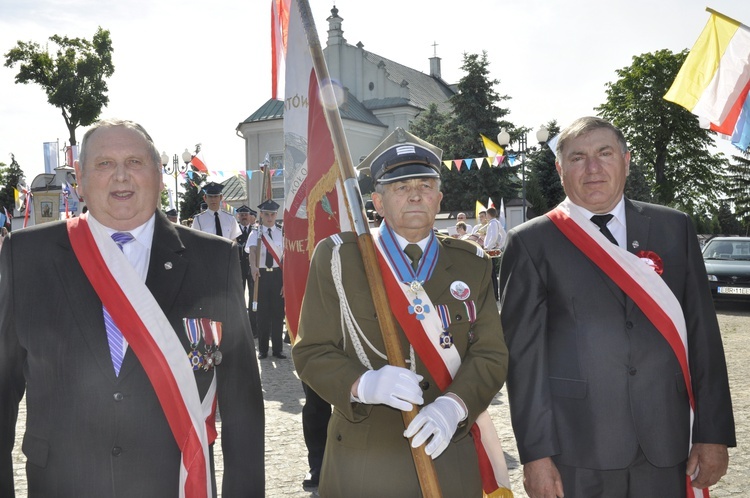 Powitanie ikony MB Częstochowskiej w Dmosinie