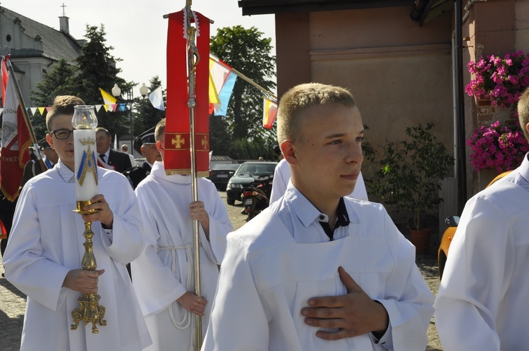 Powitanie ikony MB Częstochowskiej w Dmosinie