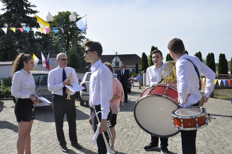 Powitanie ikony MB Częstochowskiej w Dmosinie