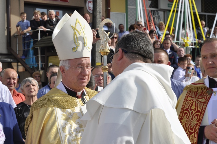 Powitanie ikony MB Częstochowskiej w Dmosinie