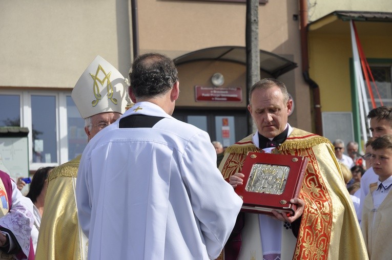 Powitanie ikony MB Częstochowskiej w Dmosinie