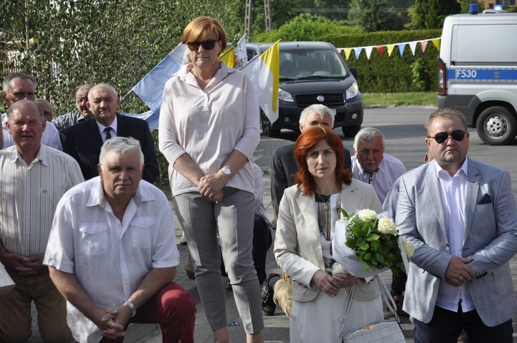 Powitanie ikony MB Częstochowskiej w Dmosinie