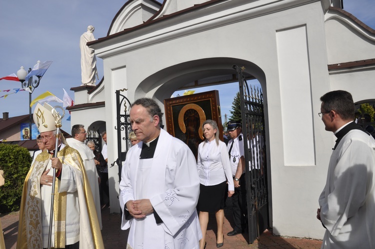 Powitanie ikony MB Częstochowskiej w Dmosinie