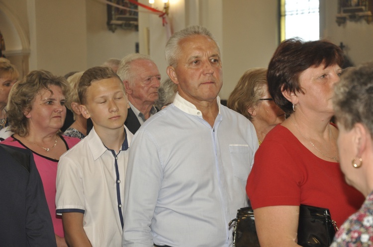 Powitanie ikony MB Częstochowskiej w Dmosinie