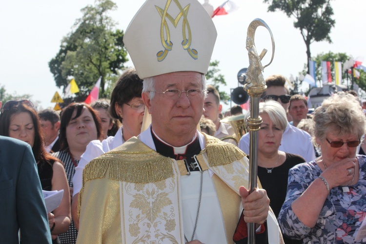 Powitanie ikony MB Częstochowskiej w Dmosinie