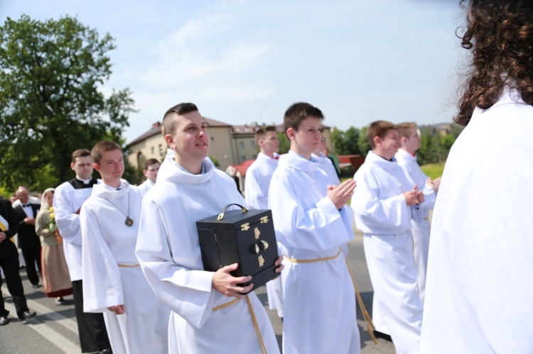 Procesja do ołtarza - Msza św. koronacyjna