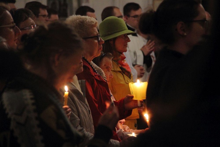 Eucharystia w noc Zesłania Ducha Świętego