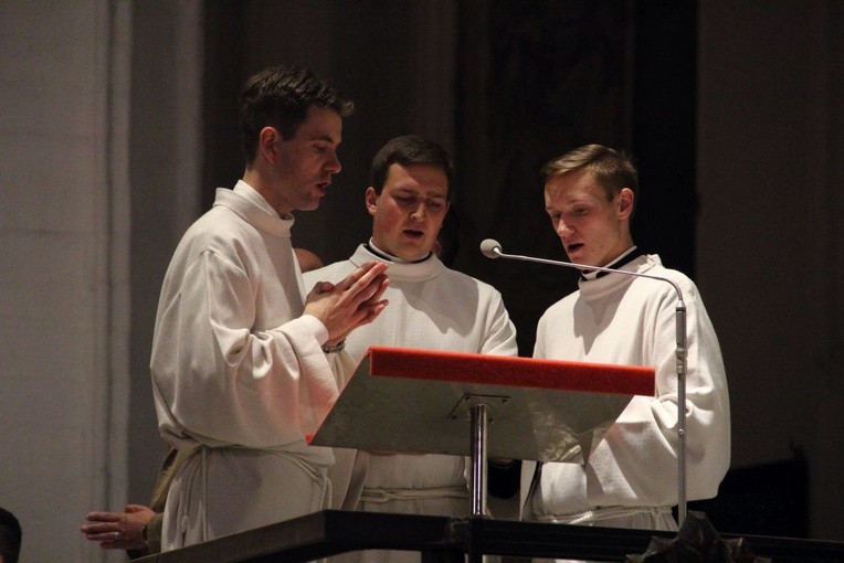 Eucharystia w noc Zesłania Ducha Świętego