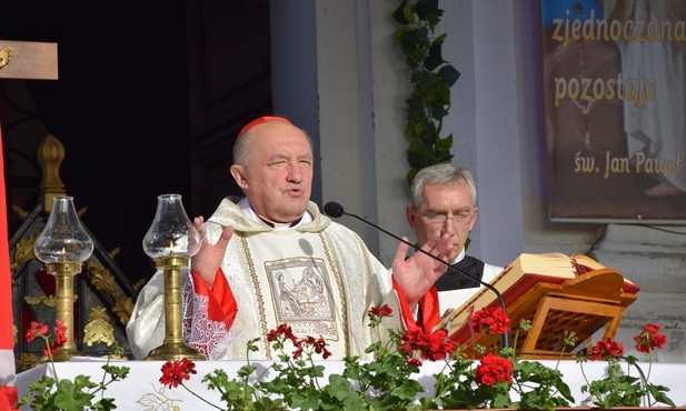 Mszy św. rozpoczynającej obchody jubileuszowe przewodniczył kard. Nycz