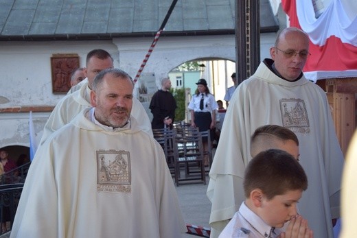 Obchody 250. rocznicy koronacji cudownego obrazu Matki Bożej w Miedniewicach