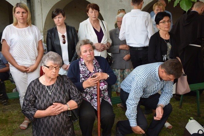 Obchody 250. rocznicy koronacji cudownego obrazu Matki Bożej w Miedniewicach