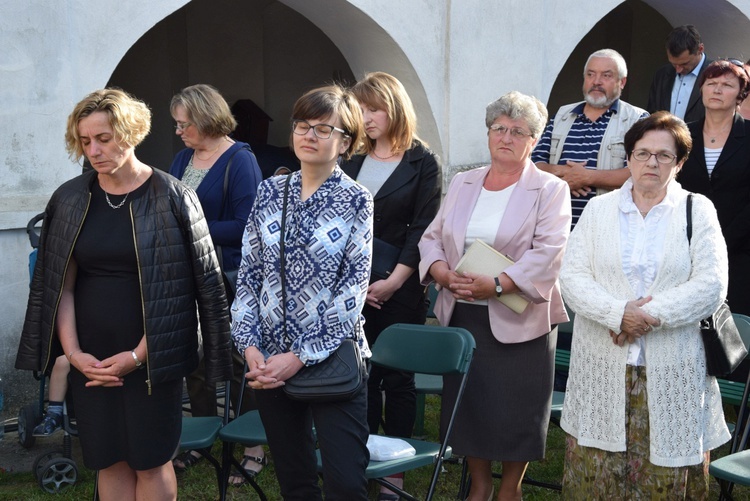 Obchody 250. rocznicy koronacji cudownego obrazu Matki Bożej w Miedniewicach