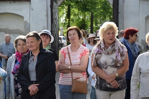 Obchody 250. rocznicy koronacji cudownego obrazu Matki Bożej w Miedniewicach