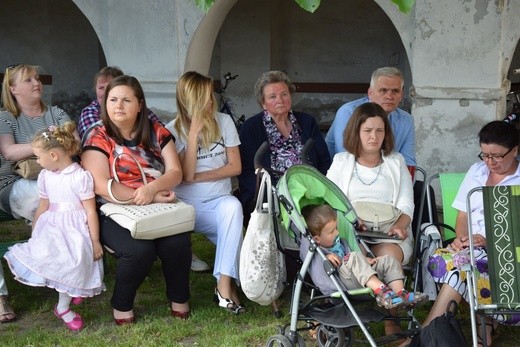 Obchody 250. rocznicy koronacji cudownego obrazu Matki Bożej w Miedniewicach