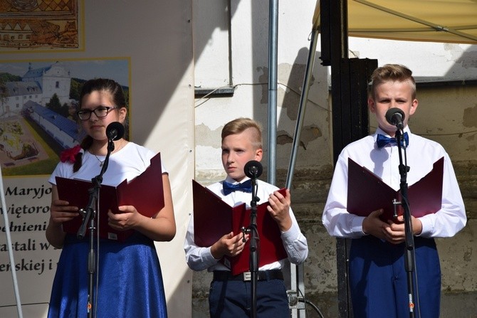 Obchody 250. rocznicy koronacji cudownego obrazu Matki Bożej w Miedniewicach