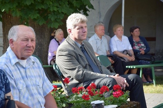 Obchody 250. rocznicy koronacji cudownego obrazu Matki Bożej w Miedniewicach