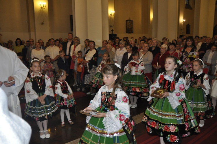 Powitanie ikony MB Częstochowskiej w Domaniewicach