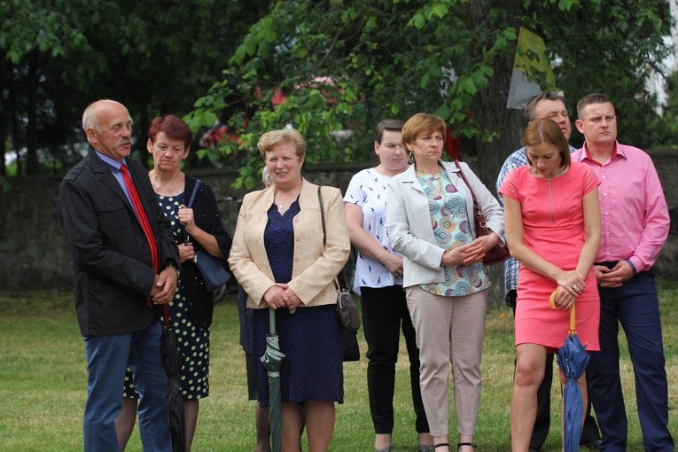 Powitanie ikony MB Częstochowskiej w Domaniewicach