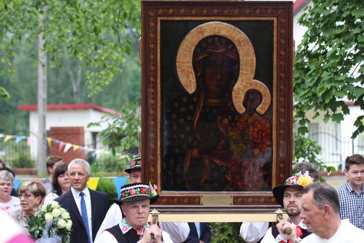 Powitanie ikony MB Częstochowskiej w Domaniewicach