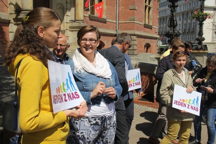 Protest przeciwko programowi in vitro