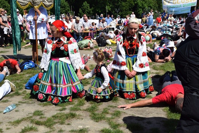 362. Łowicka Piesza Pielgrzymka na Jasną Górę, cz. II