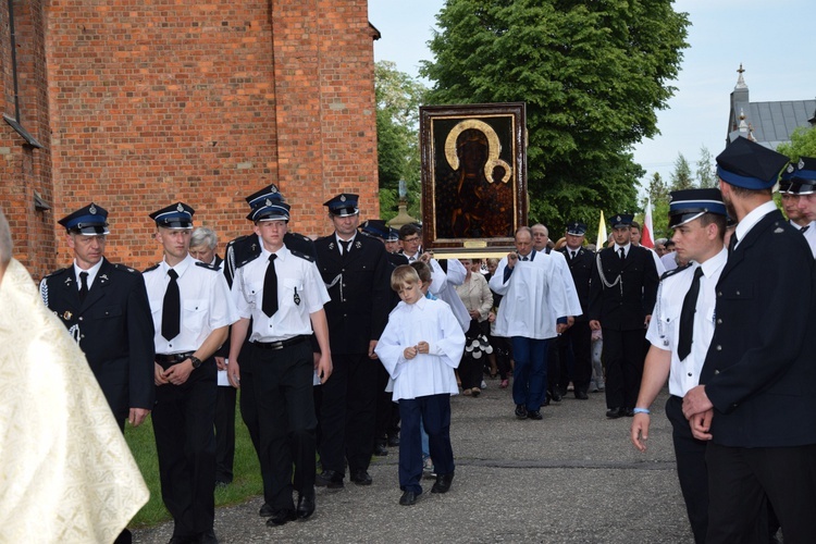 Powitanie ikony MB Częstochowskiej z Złakowie Kościelnym