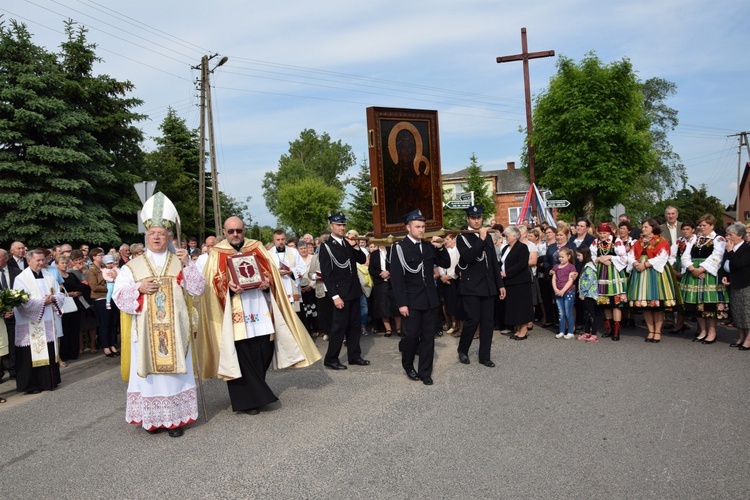 Powitanie ikony MB Częstochowskiej z Złakowie Kościelnym