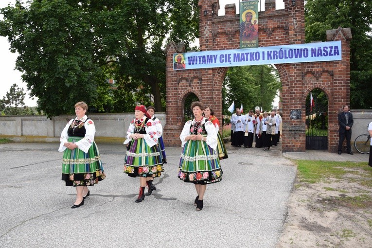 Powitanie ikony MB Częstochowskiej z Złakowie Kościelnym