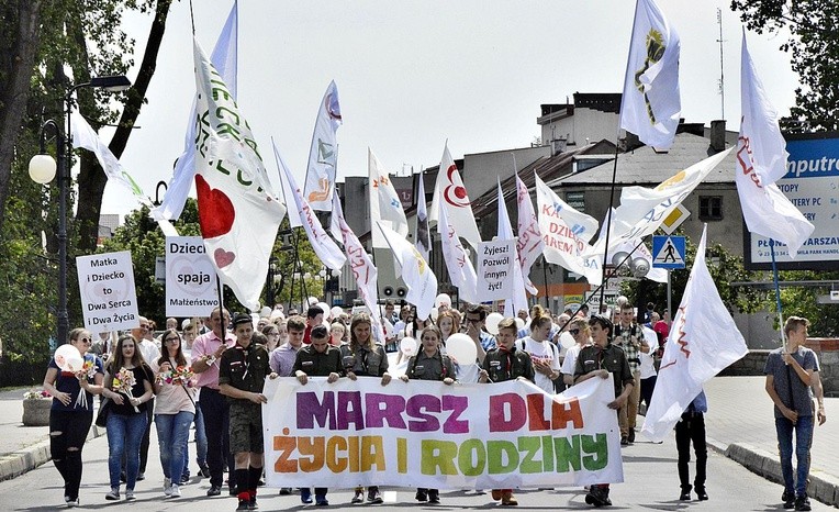 Po raz drugi familijny marsz przeszedł ulicami Płońska