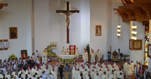 Kard Dziwisz: Jan Paweł II siał obficie