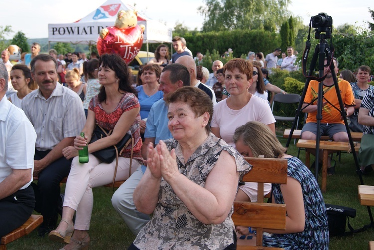 Festyn parafialny w Dębicy - Latoszynie