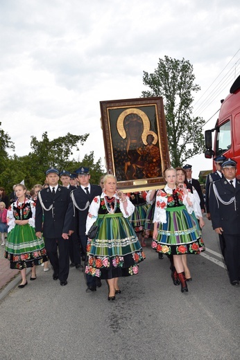 Powitanie ikony MB Częstochowskiej w Zdunach