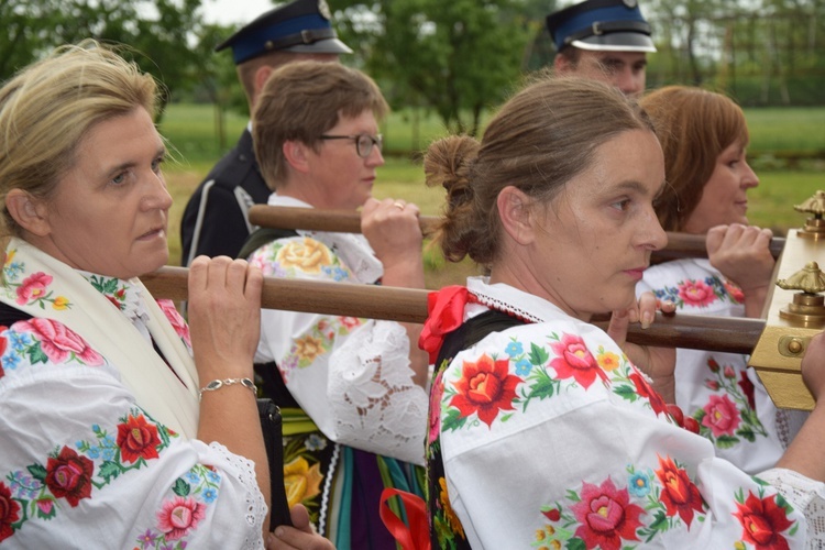 Powitanie ikony MB Częstochowskiej w Zdunach