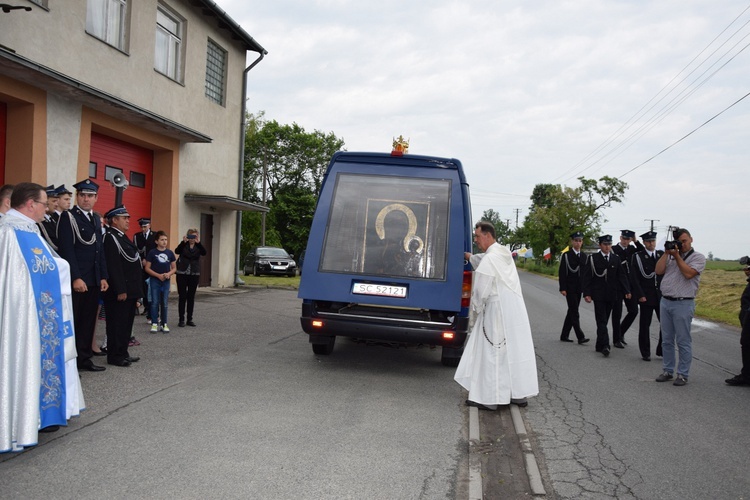 Powitanie ikony MB Częstochowskiej w Zdunach