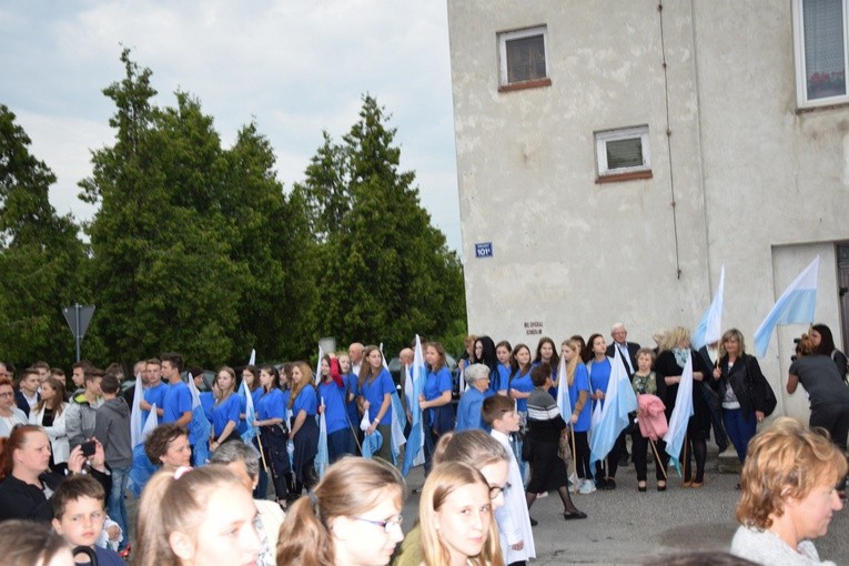 Powitanie ikony MB Częstochowskiej w Zdunach