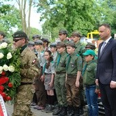 Prezydent RP przy grobie powstańców śląskich w Gliwicach