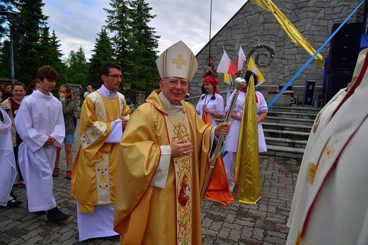 Episkopat Polski w kościele św. Krzyża w Zakopanem