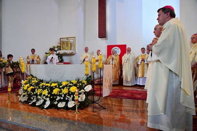 Episkopat Polski w kościele św. Krzyża w Zakopanem