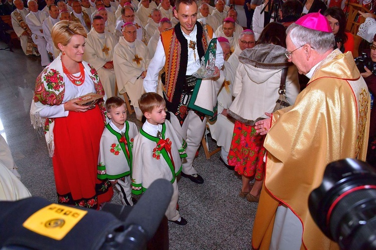 Episkopat Polski w kościele św. Krzyża w Zakopanem