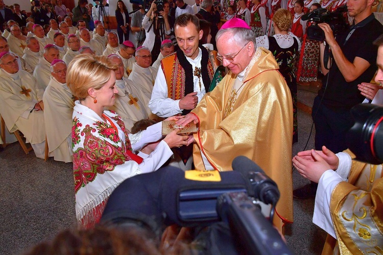 Episkopat Polski w kościele św. Krzyża w Zakopanem