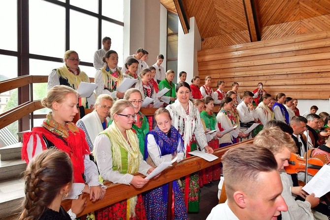 Episkopat Polski w kościele św. Krzyża w Zakopanem