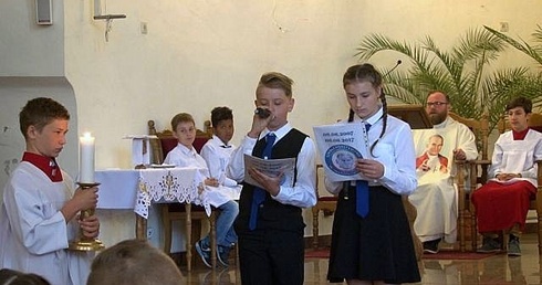 Świętowała papieska podstawówka