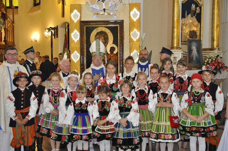 Powitanie ikony MB Częstochowskiej w Bąkowie