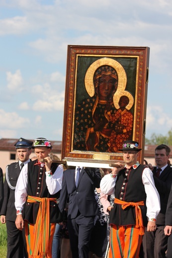 Powitanie ikony MB Częstochowskiej w Bąkowie