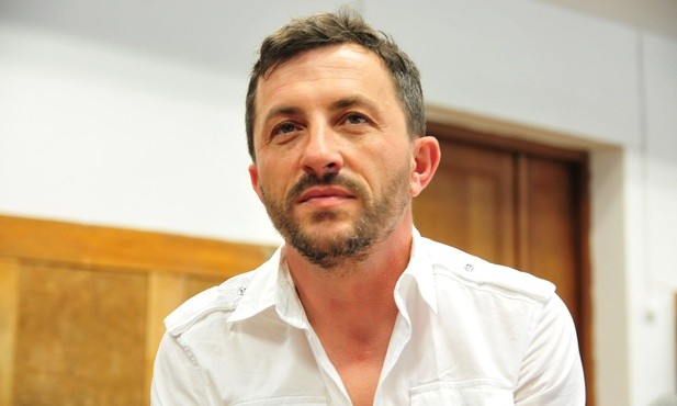 Nie ma żadnego konfliktu cywilizacyjnego? Jest za to polityka i są pieniądze