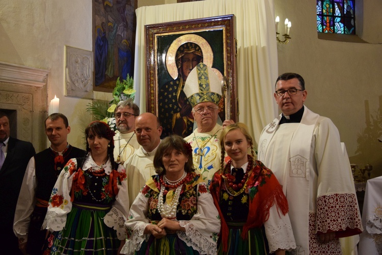 Powitanie ikony MB Częstochowskiej w Chruślinie