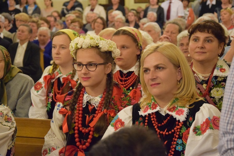 Powitanie ikony MB Częstochowskiej w Chruślinie