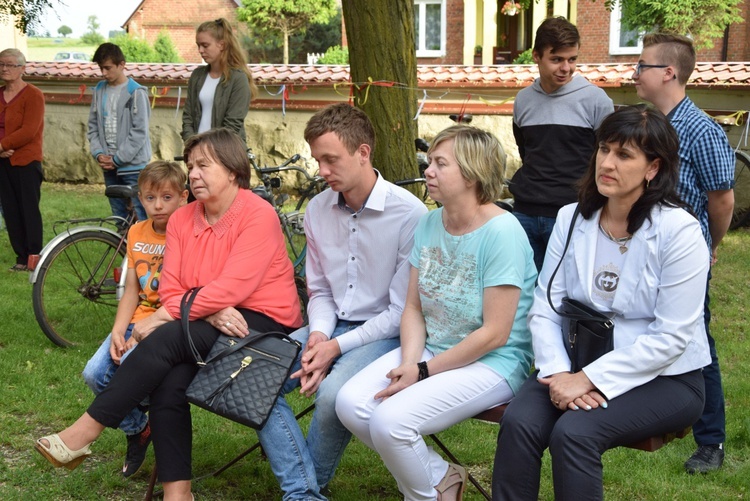 Powitanie ikony MB Częstochowskiej w Chruślinie