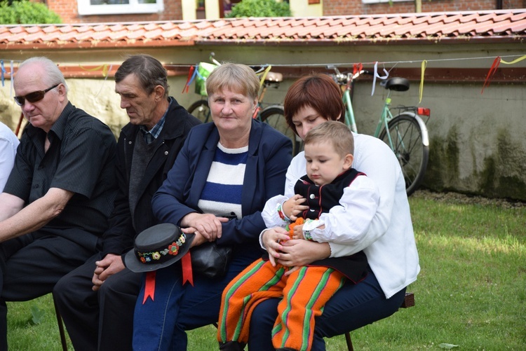 Powitanie ikony MB Częstochowskiej w Chruślinie